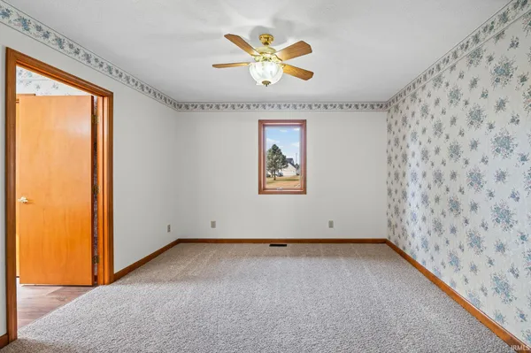 $265,000 | 606 Pheasant Run, Rensselaer, IN 47978