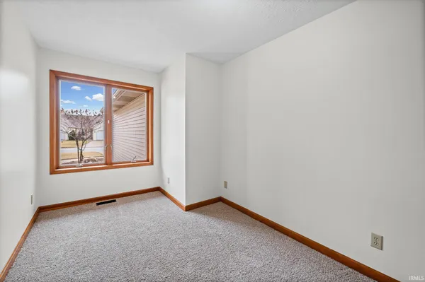 $265,000 | 606 Pheasant Run, Rensselaer, IN 47978