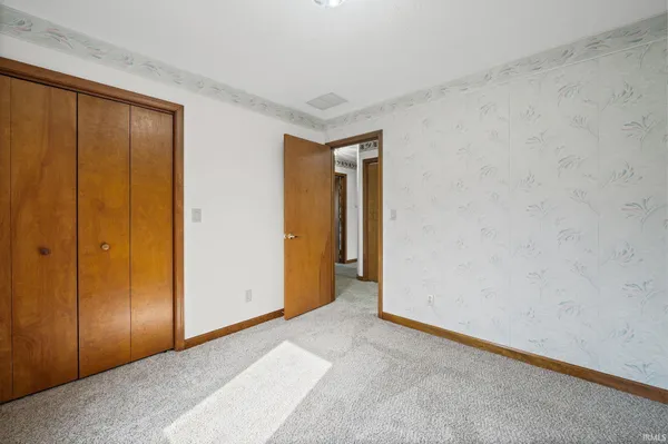 $265,000 | 606 Pheasant Run, Rensselaer, IN 47978