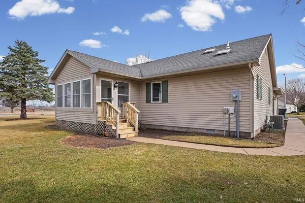 $265,000 | 606 Pheasant Run, Rensselaer, IN 47978