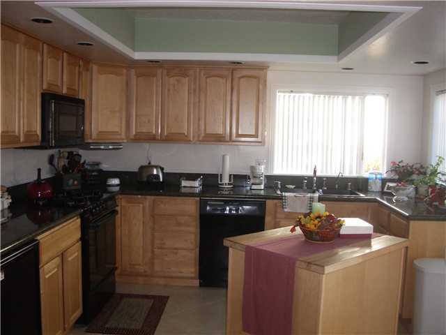 3005 Ridgecliff Lane Spring Valley, CA 91977 - Photo 4 of 10