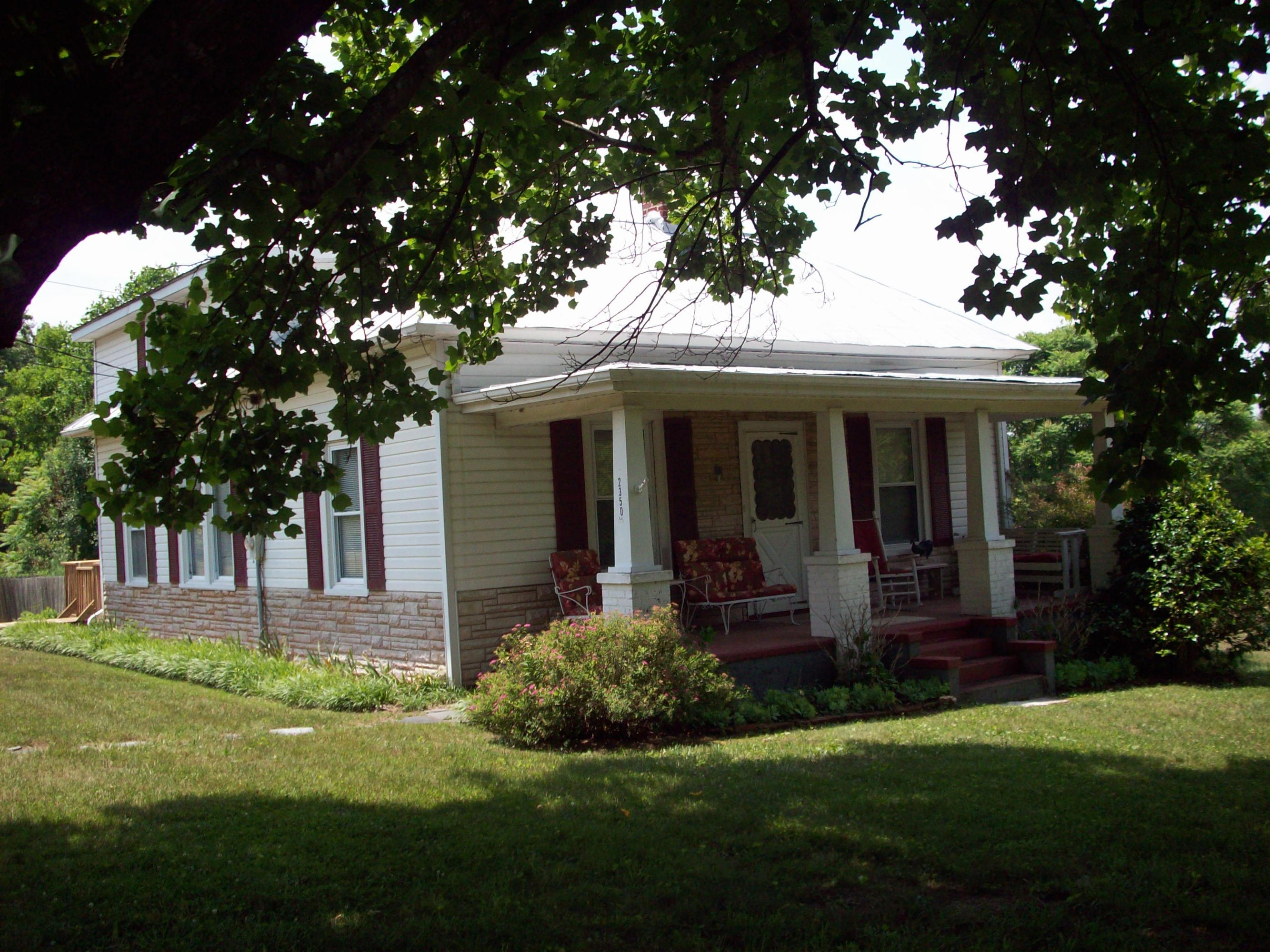 2350 Blue Bend Road Rocky Mount, VA 24151 - Photo 3 of 19 Front of House