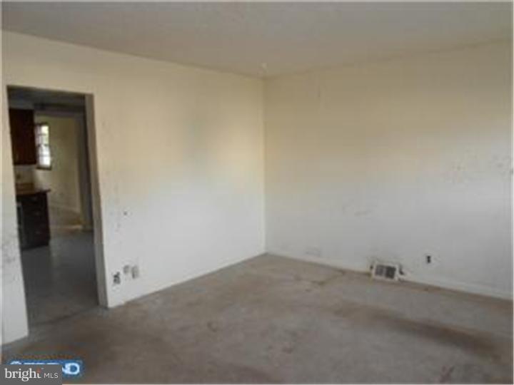 2529 Secane Road Secane, PA 19018 - Photo 2 of 20