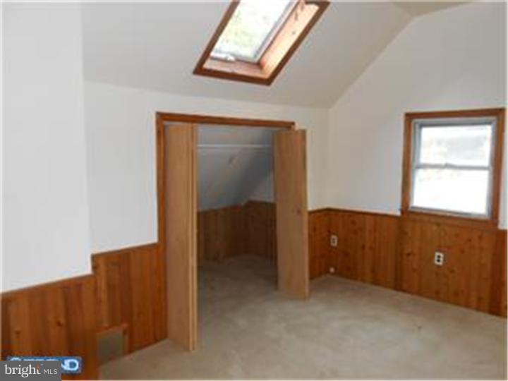 2529 Secane Road Secane, PA 19018 - Photo 14 of 20