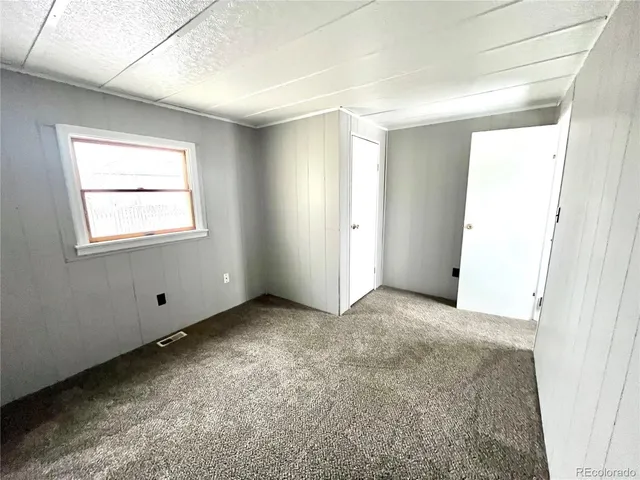 $1,600 | 213 Dahlia Street, Bennett, CO 80102