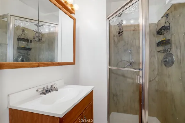 $375,000 | 5403 Newcastle Avenue, Unit 28, Encino, CA 91316