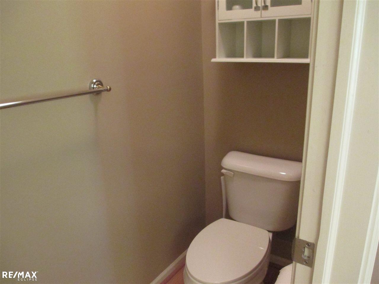 1715 Grandview Drive Rochester, MI 48306 - Photo 22 of 32 31319659-23.JPG