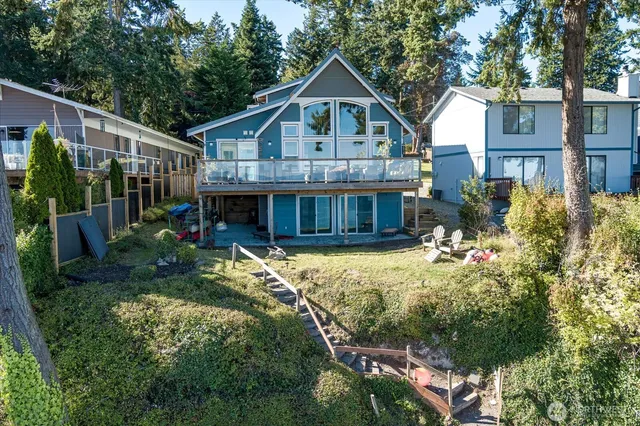 $1,550,000 | 159 South Harrington Lagoon Road, Coupeville, WA 98239