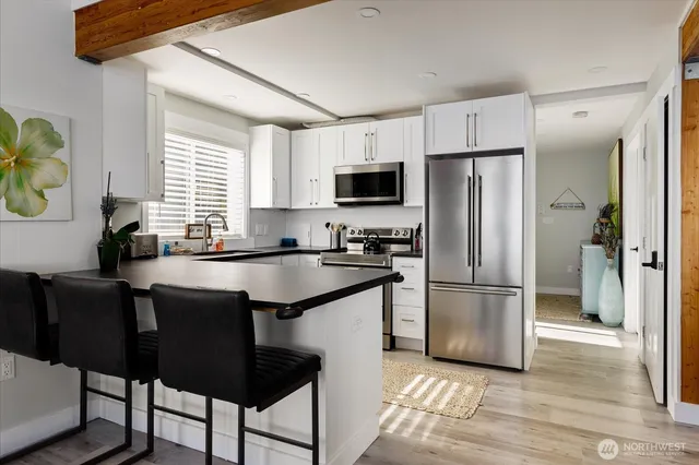 $1,550,000 | 159 South Harrington Lagoon Road, Coupeville, WA 98239