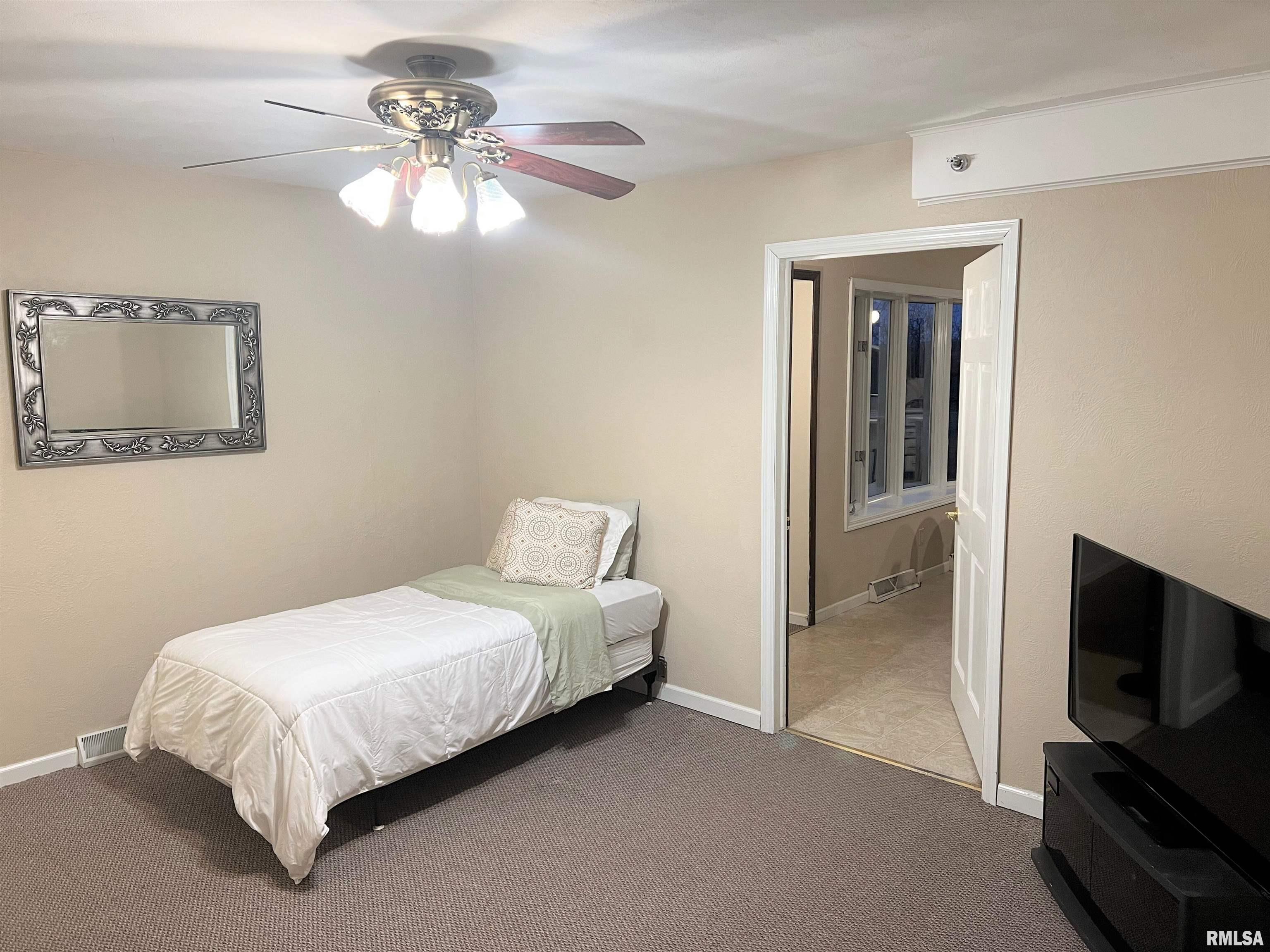 11629 Maurer Road Buffalo, IL 62515 - Photo 20 of 27 Gallery Image 20