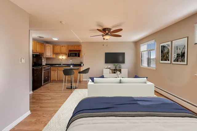 $121,000 | 5310 North Chester Avenue, Unit 409, Chicago, IL 60656