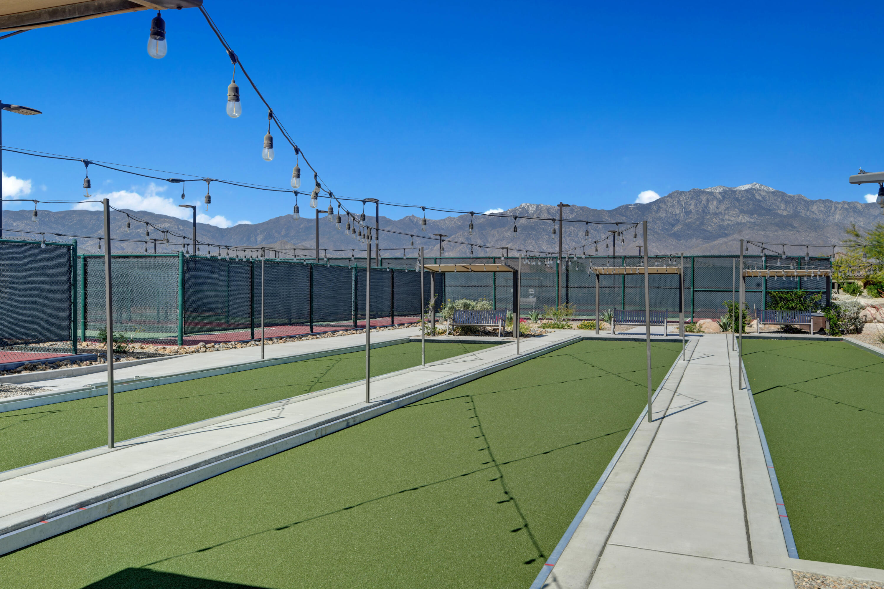 61 Claret Road Rancho Mirage, CA 92270 - Photo 34 of 37 BOCCE BALL COURTS