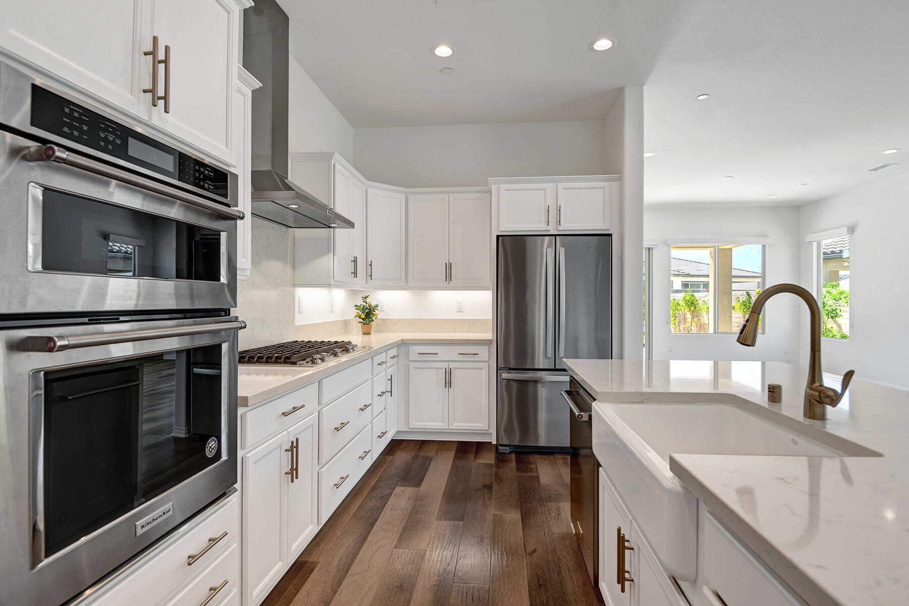 61 Claret Road Rancho Mirage, CA 92270 - Photo 10 of 37 KITCHEN REVERSE OUT MLS