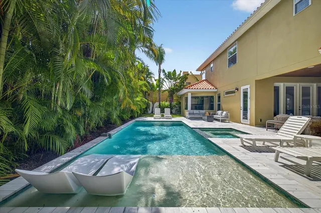 $1,699,000 | 3904 West Santiago Street, Tampa, FL 33629