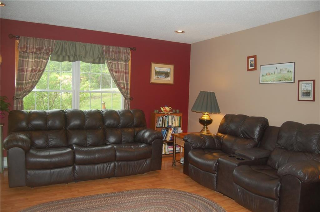 102 Cemetery Road Monmouth, ME 04259 - Photo 7 of 30 LIVING ROOM