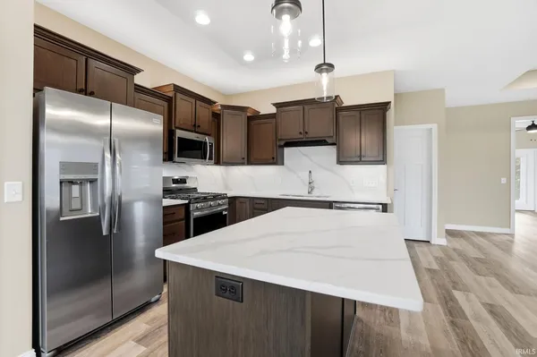 $454,900 | 14120 Hughies Cove, Fort Wayne, IN 46845