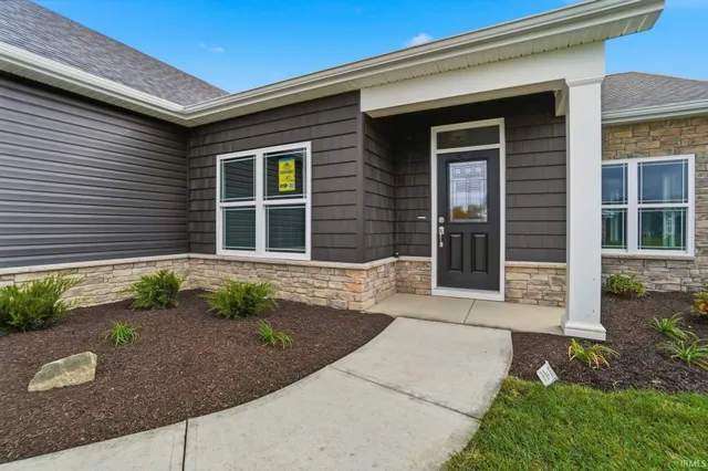 $454,900 | 14120 Hughies Cove, Fort Wayne, IN 46845