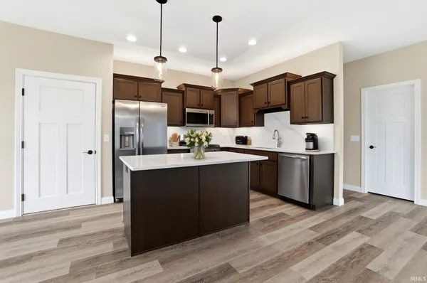 $454,900 | 14120 Hughies Cove, Fort Wayne, IN 46845