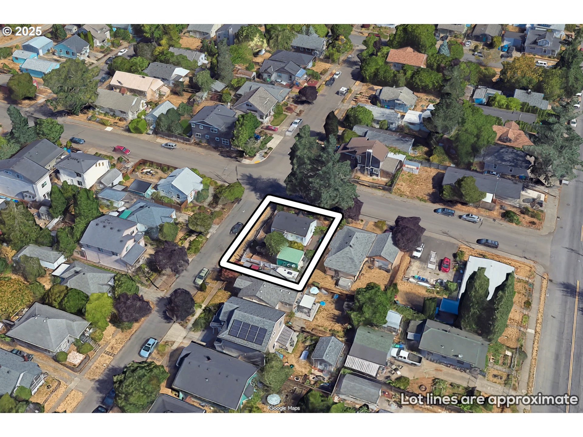 7104 Southeast Tolman Street Portland, OR 97206 - Photo 30 of 34 an aerial view of residential houses with outdoor space