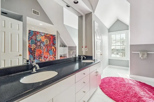 $1,975,000 | 4 Green Lane, Sherborn, MA 01770