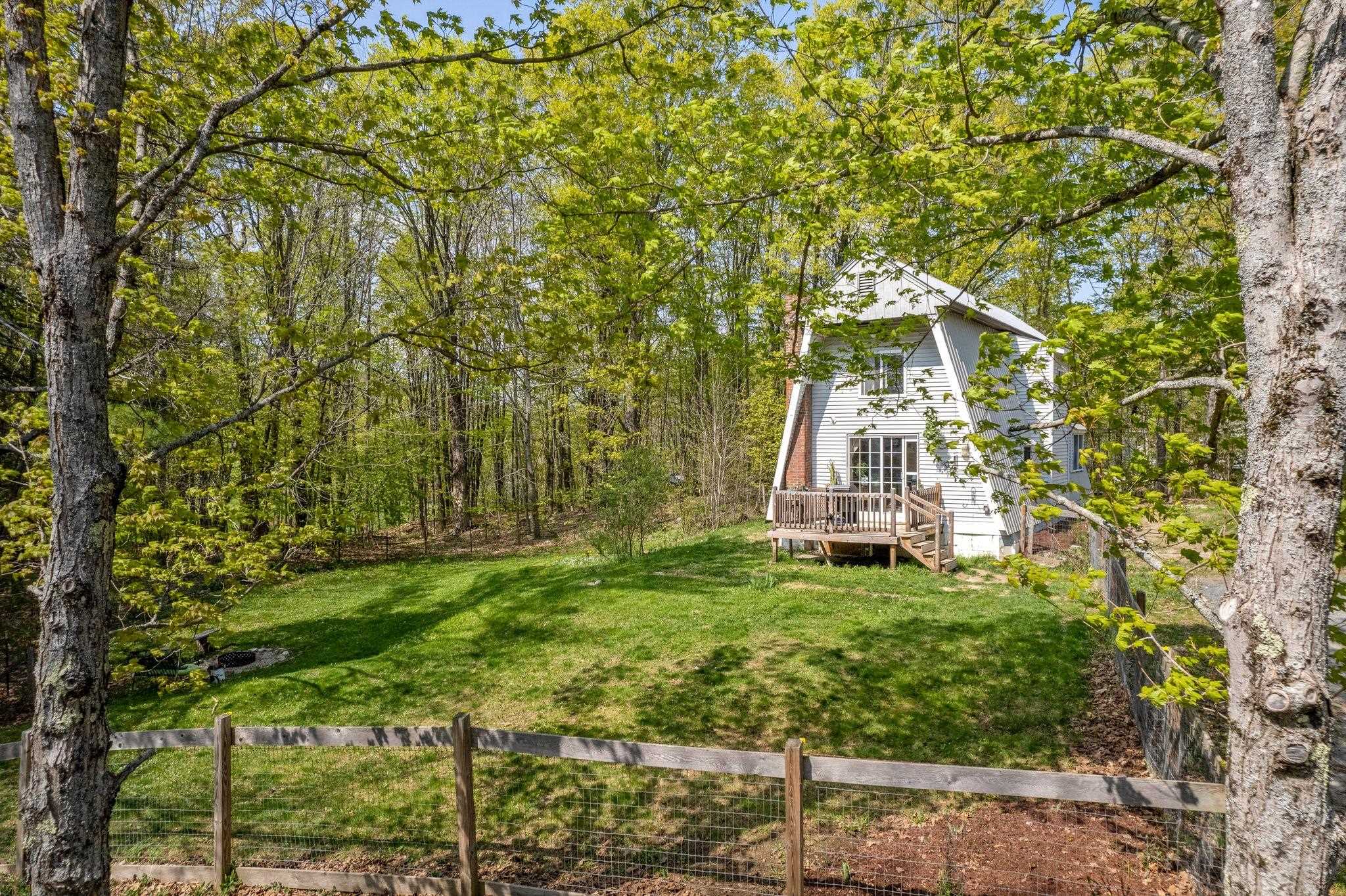 1806 Cross Road Strafford, VT 05072 - Photo 1 of 36