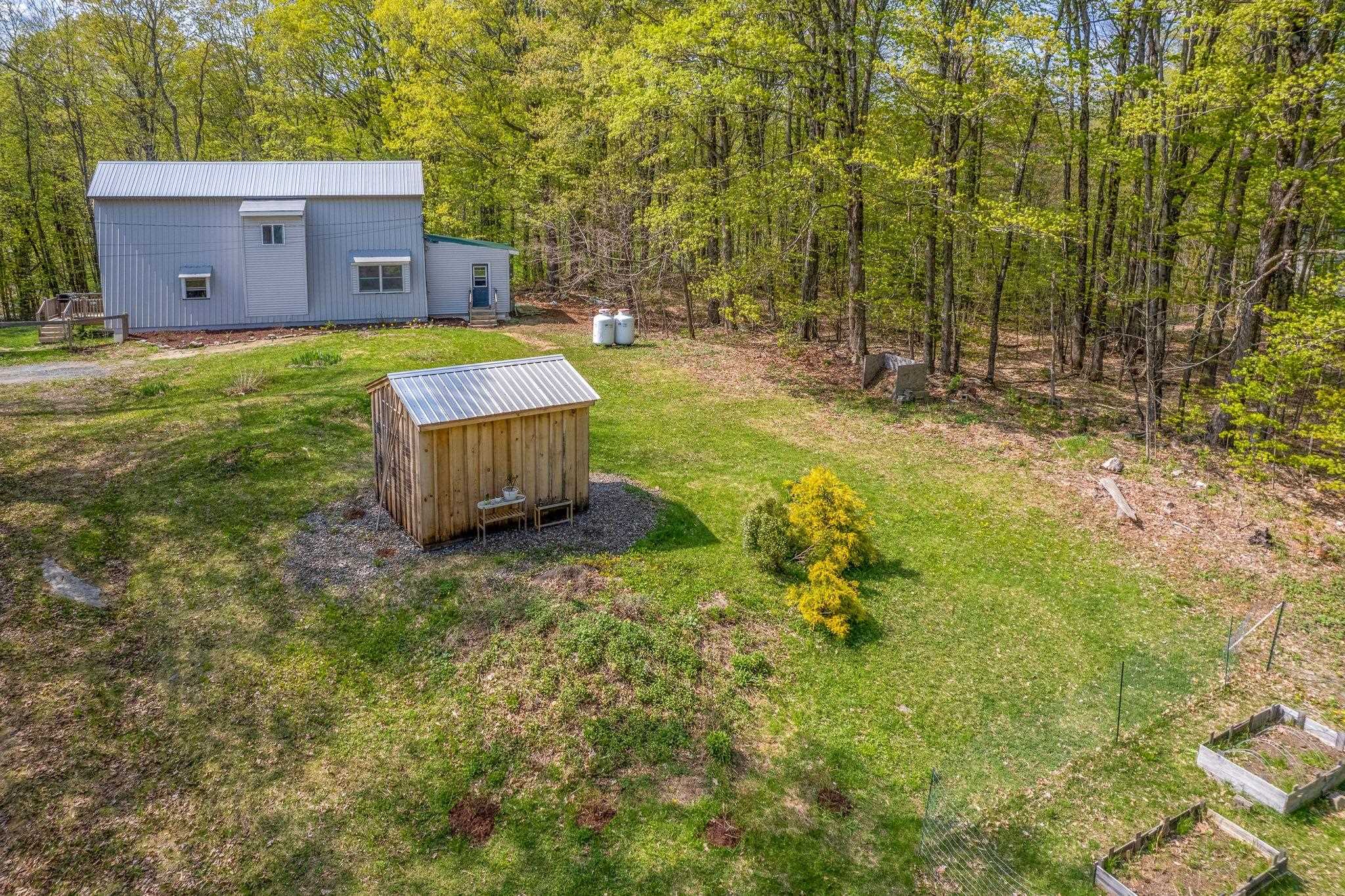 1806 Cross Road Strafford, VT 05072 - Photo 31 of 36