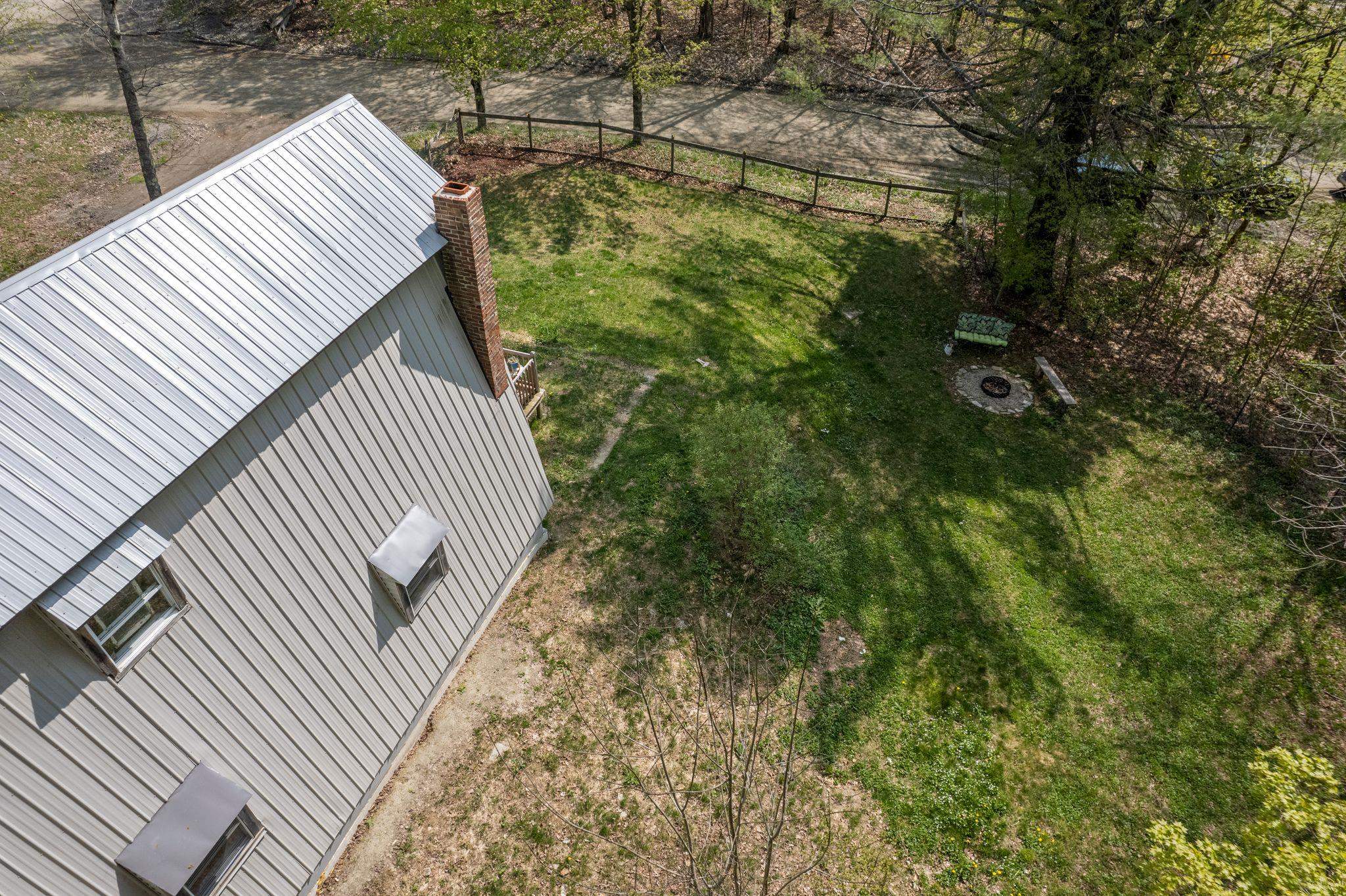 1806 Cross Road Strafford, VT 05072 - Photo 34 of 36