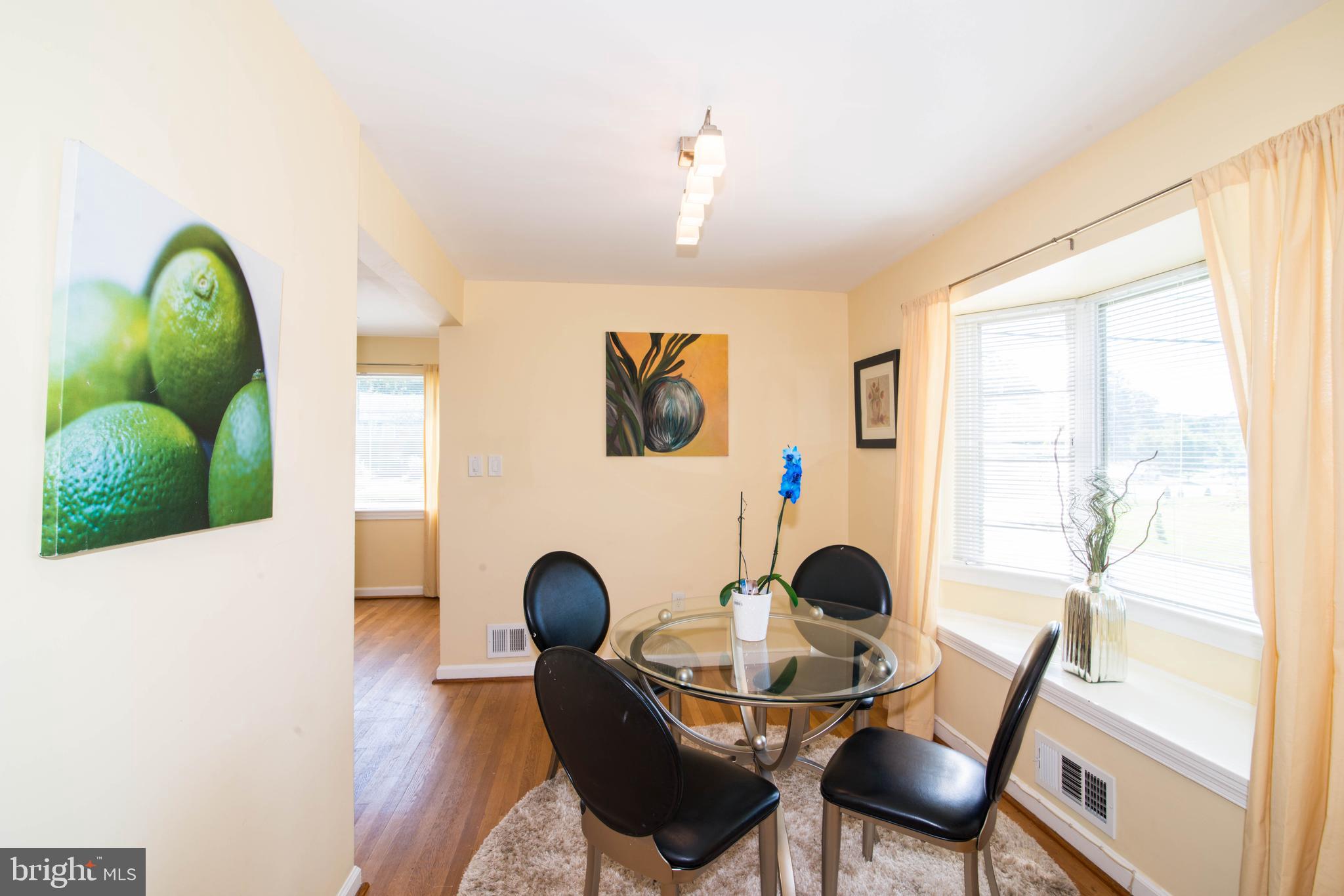 7300 Adelphi Road Hyattsville, MD 20783 - Photo 11 of 44 Dining Room