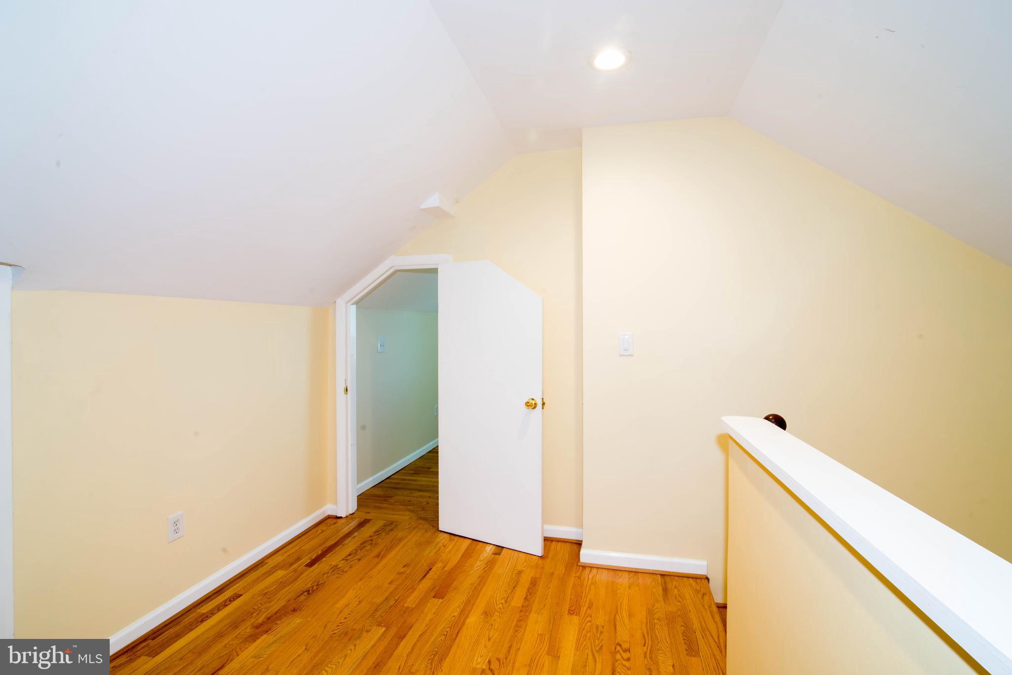 7300 Adelphi Road Hyattsville, MD 20783 - Photo 22 of 44 Loft