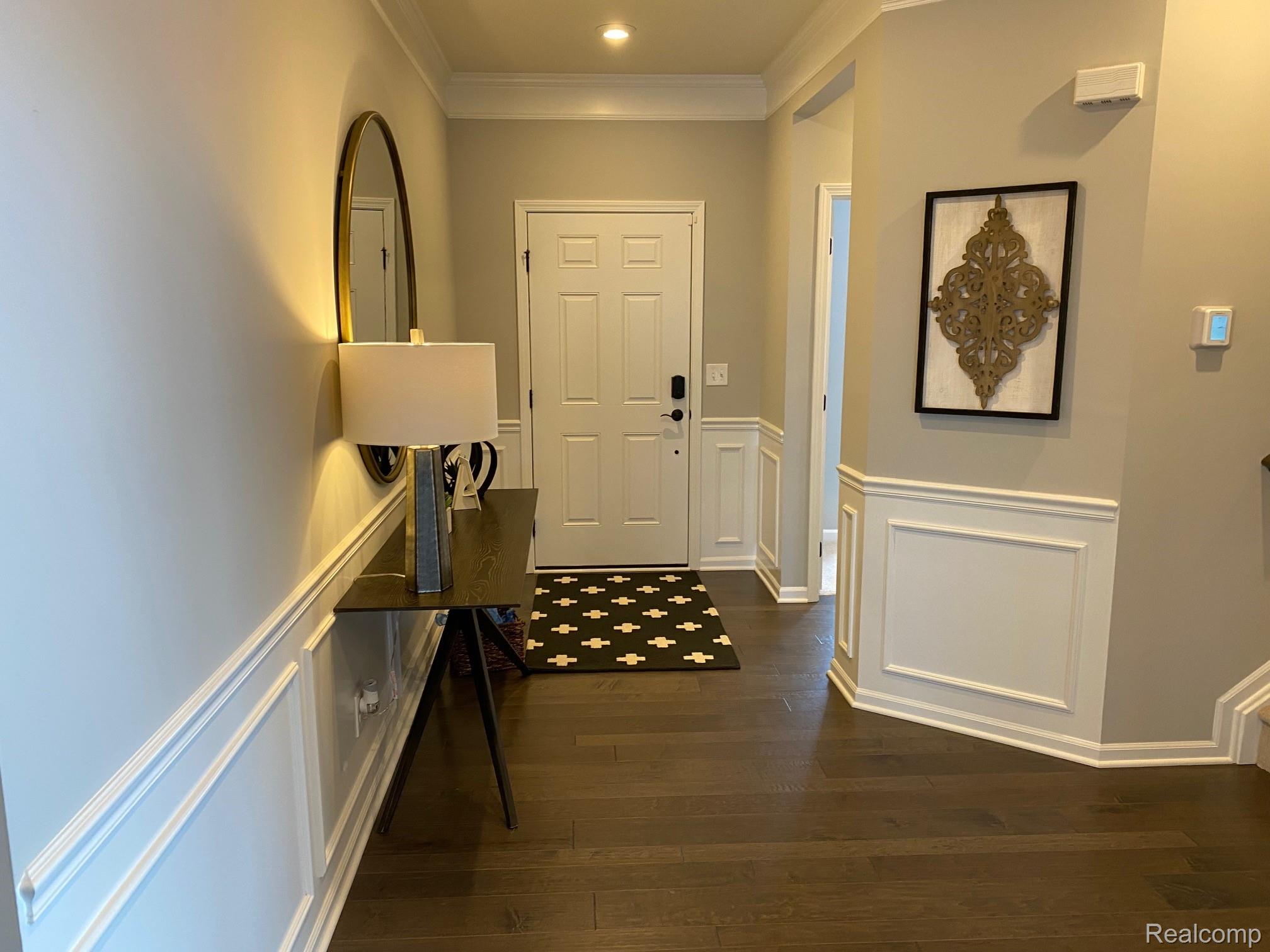 3065 Wyvern Road Lake Orion, MI 48359 - Photo 3 of 15 Foyer