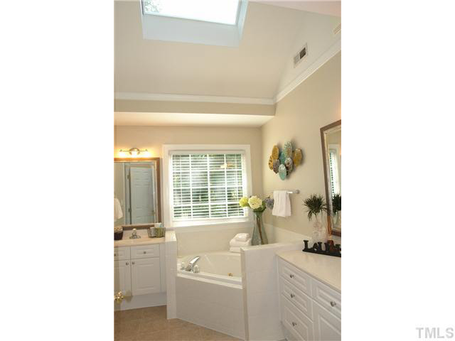 4501 Omni Place Raleigh, NC 27613 - Photo 15 of 23 Gallery Image 15