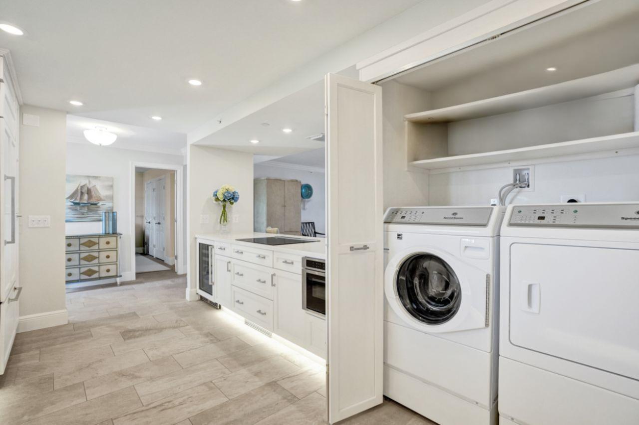 400 South Beach Road, Unit 703 Tequesta, FL 33469 - Photo 8 of 43 Laundry