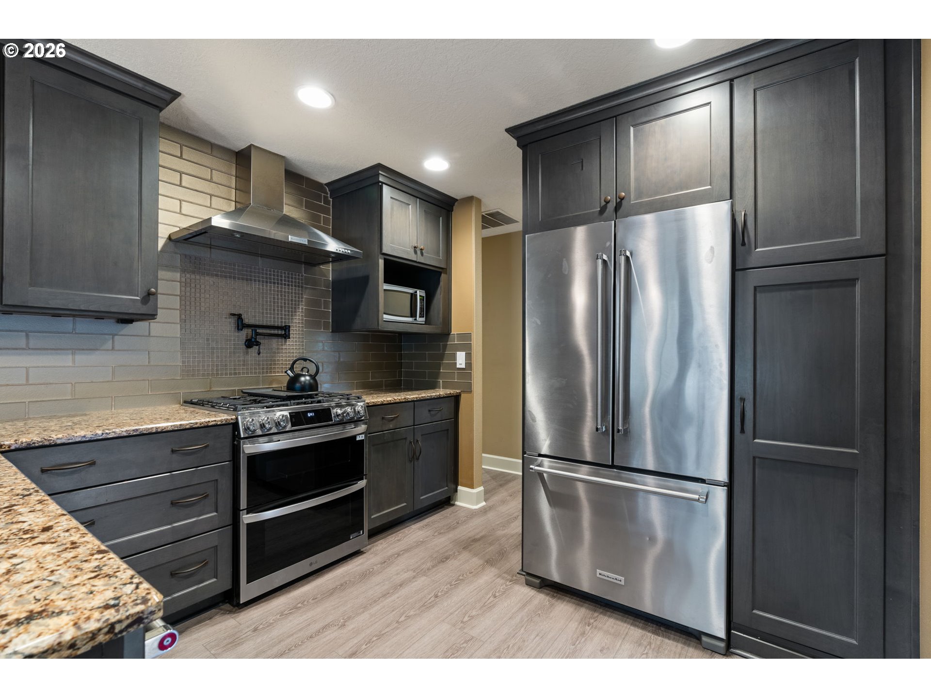 8449 Southwest Alden Street Portland, OR 97223 - Photo 11 of 39