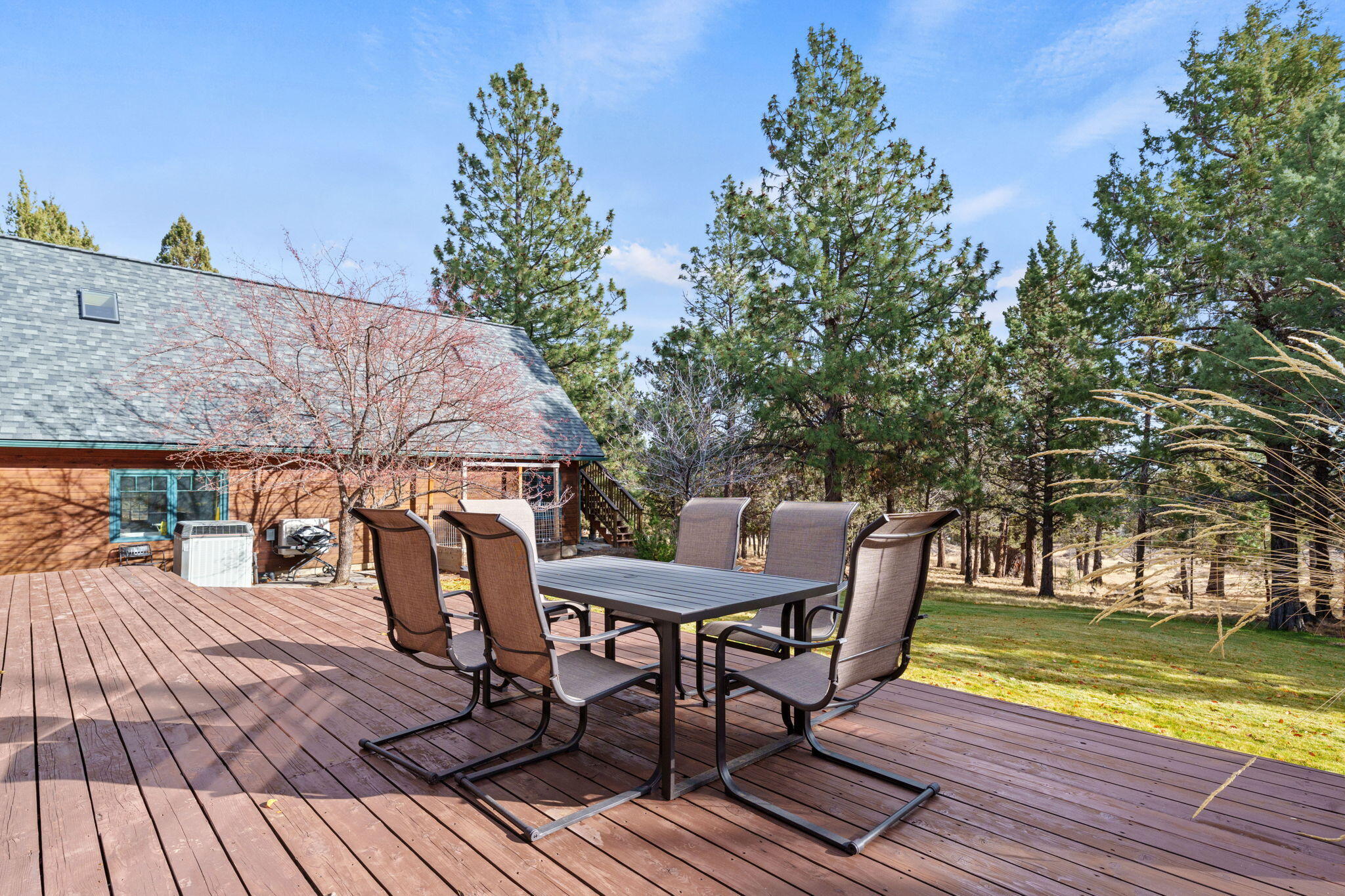 16045 Fox Ridge Circle Sisters, OR 97759 - Photo 40 of 40 Expansive Back deck