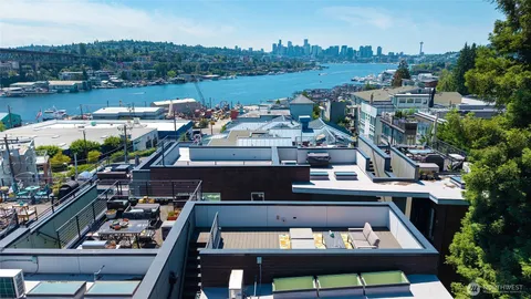 $849,800 | 3929 2nd Avenue Northeast, Seattle, WA 98105