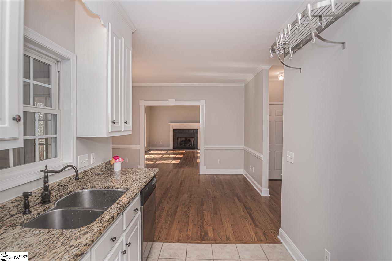 212 Trotters Ridge Lane Simpsonville, SC 29681 - Photo 8 of 36 Gallery Image 8