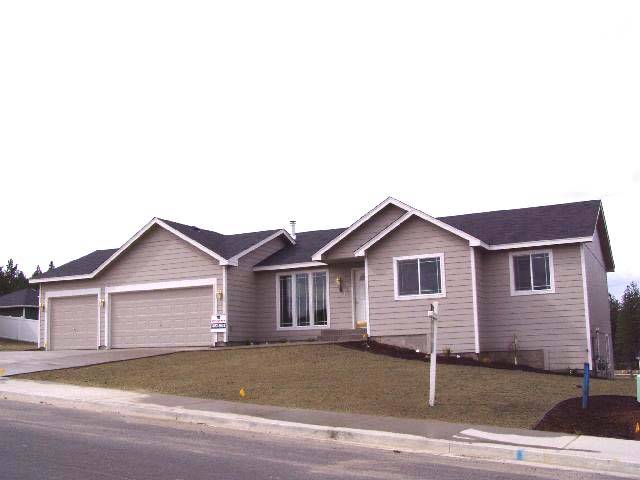15217 North Chesapeake Road Mead, WA 99021 - Photo 1 of 3 Gallery Image 1