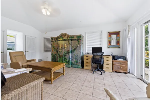 $3,900 | 4268 Maurice Drive, Unit MAIN HOUSE, Delray Beach, FL 33445