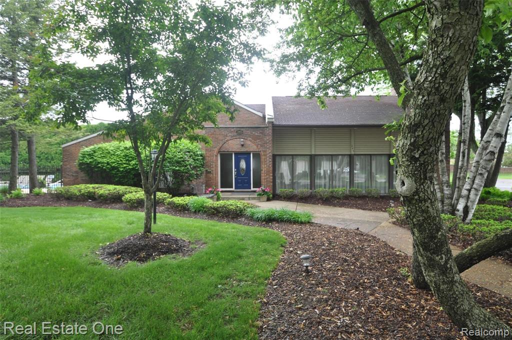 376 Willow Grove Lane, Unit 33 Rochester Hills, MI 48307 - Photo 41 of 44