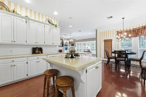 $350,000 | 6159 Oak Leaf Lane, Lake Charles, LA 70605