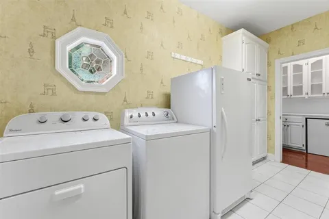 $350,000 | 6159 Oak Leaf Lane, Lake Charles, LA 70605