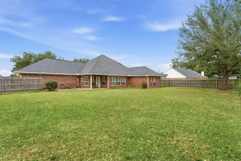 $350,000 | 6159 Oak Leaf Lane, Lake Charles, LA 70605