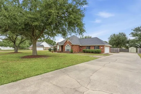 $350,000 | 6159 Oak Leaf Lane, Lake Charles, LA 70605