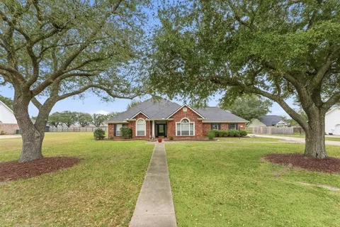 $350,000 | 6159 Oak Leaf Lane, Lake Charles, LA 70605