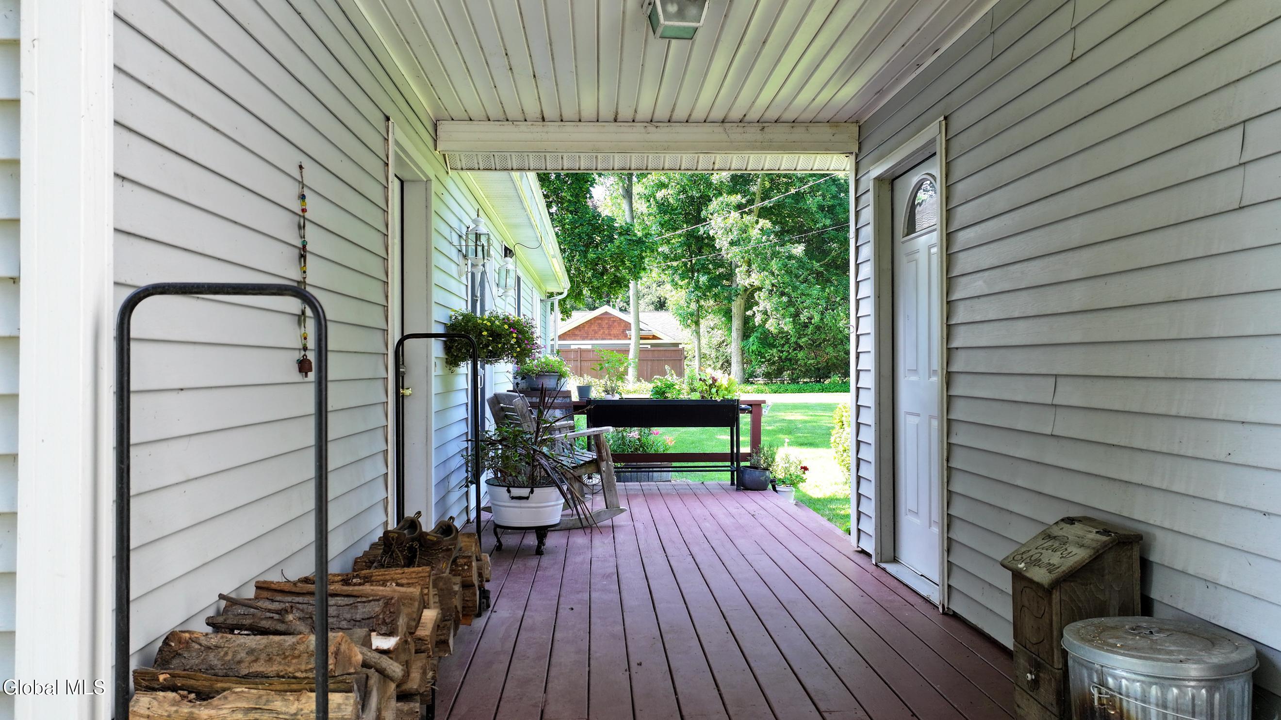 8 Berry Patch Way Crown Point, NY 12928 - Photo 9 of 39 1000008798