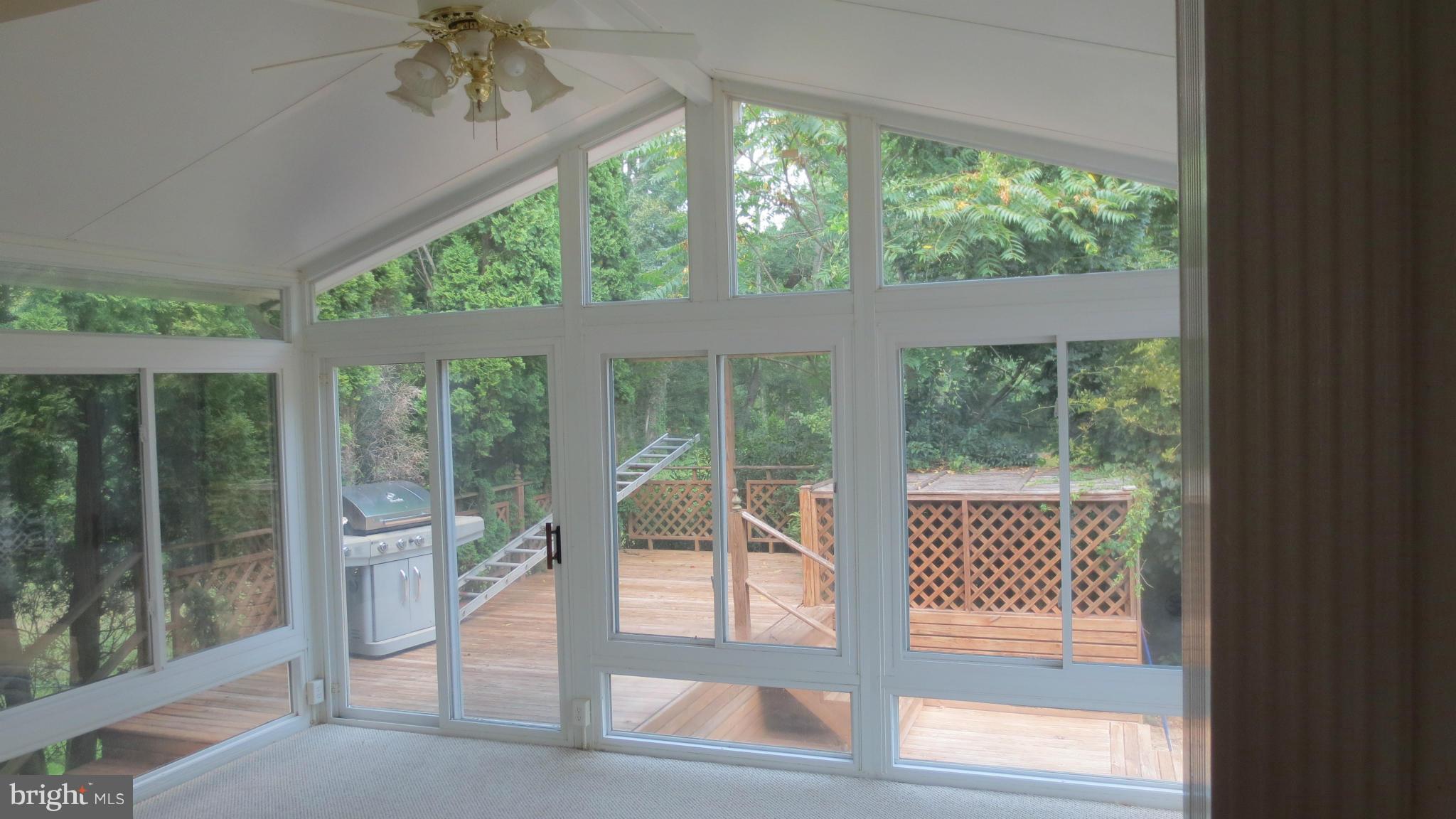 21911 Whites Ferry Road Dickerson, MD 20842 - Photo 13 of 30 Sun Room