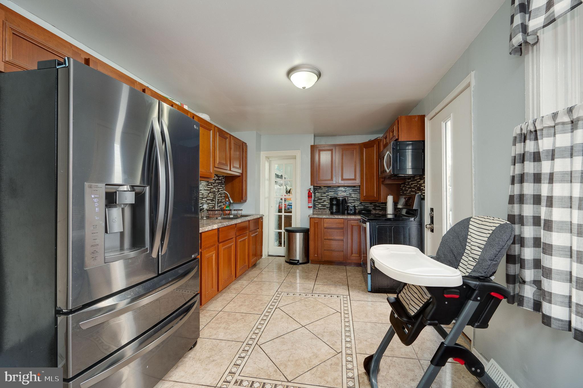 152 North Front Street Reading, PA 19601 - Photo 6 of 27 Gallery Image 6