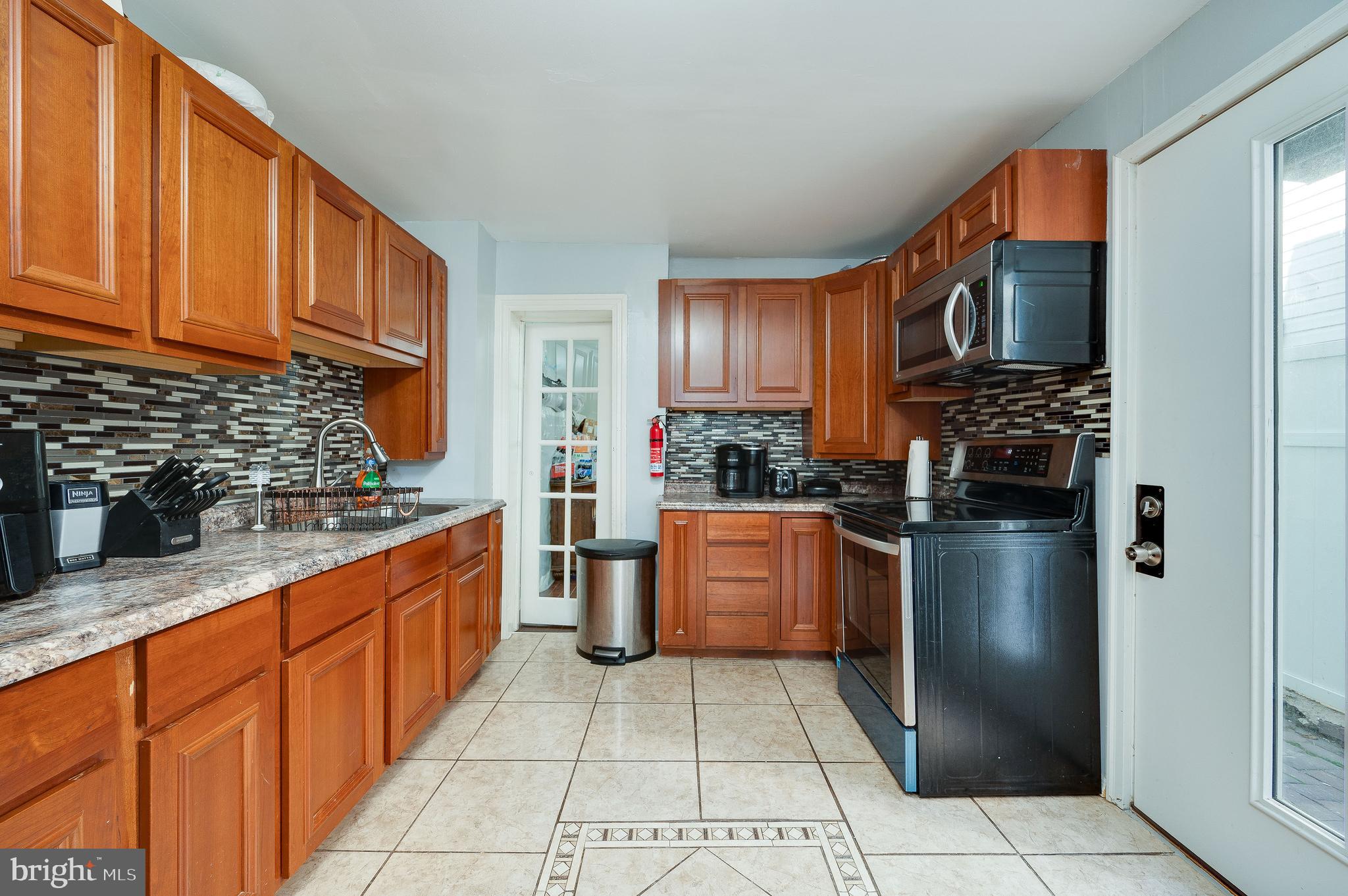 152 North Front Street Reading, PA 19601 - Photo 7 of 27 Gallery Image 7