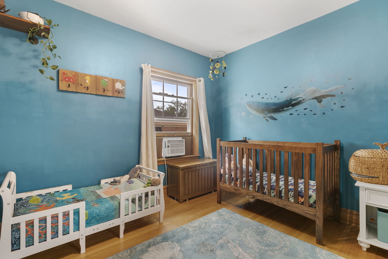118 Northgate Road Riverside, IL 60546 - Photo 11 of 29 a bedroom with furniture and a window