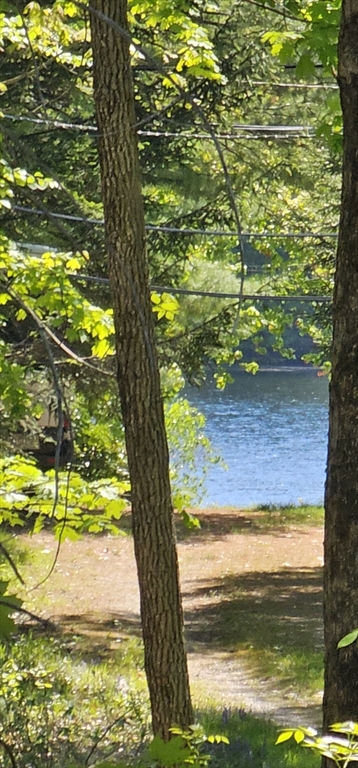 12 Carey Road Sturbridge, MA 01566 - Photo 2 of 14
